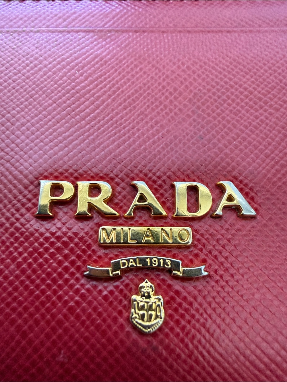 Prada Red Saffiano Leather Card Holder Wallet Gold Logo - Picture 2 of 7